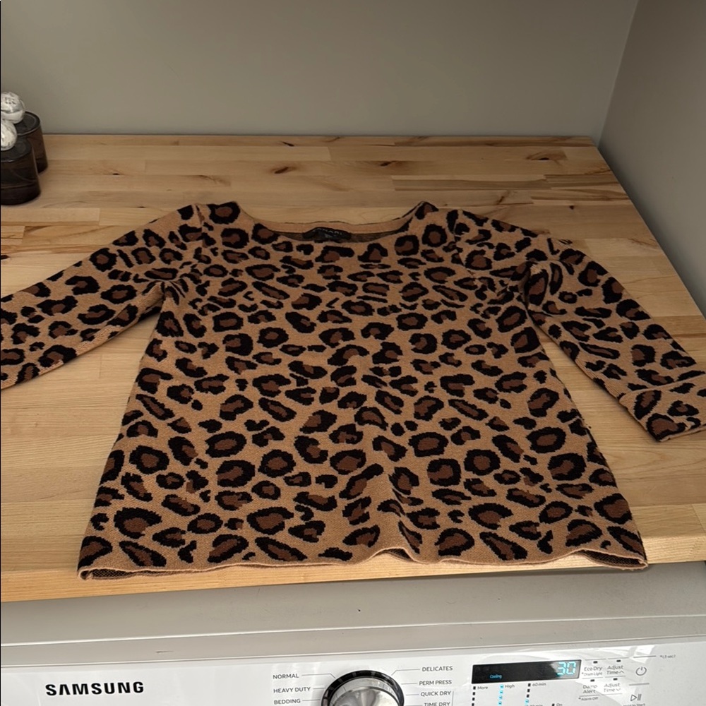 Tahari Brown and Black Leopard Print Long Sleeve Sweater